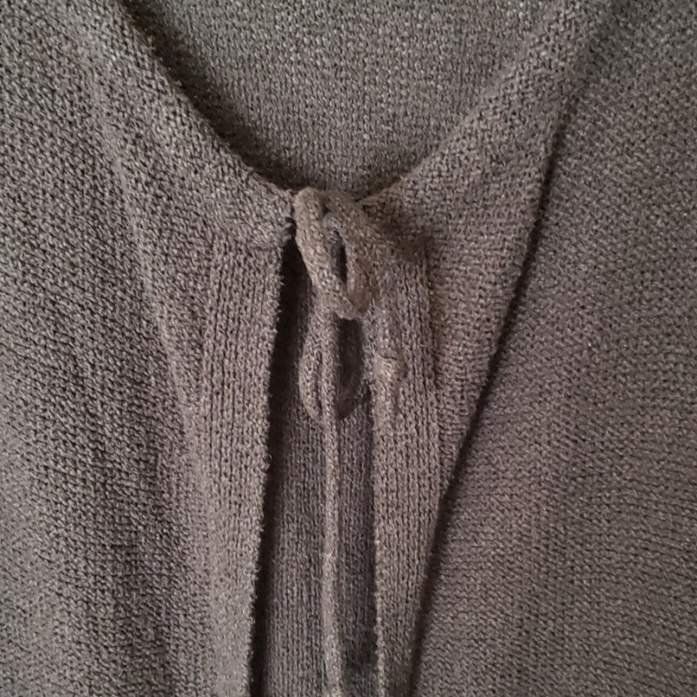 Sweater - Picture 3 of 4